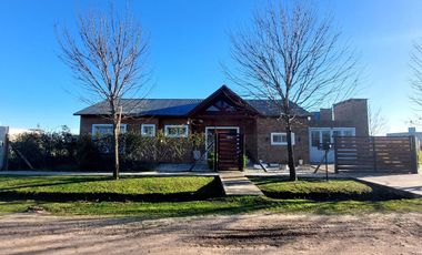 Casa en Funes norte
