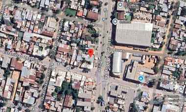 Local comercial amplio más vivienda de 4 dormitorios en VENTA