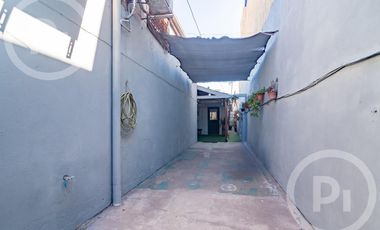 Local comercial amplio más vivienda de 4 dormitorios en VENTA