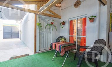 Local comercial amplio más vivienda de 4 dormitorios en VENTA