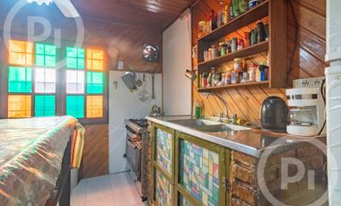 Local comercial amplio más vivienda de 4 dormitorios en VENTA