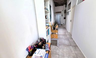 Oficina en venta con renta