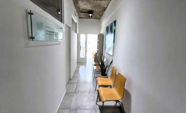 Oficina en venta con renta