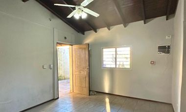 Casa 3 ambientes en Ranelagh, amplio lote, APTO CREDITO en venta