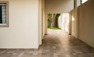 Casa 3 ambientes en Ranelagh, amplio lote, APTO CREDITO en venta