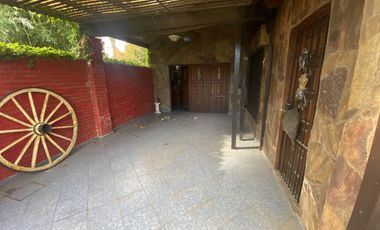 CASA EN VILLA ELISA 2 DORMITORIOS MAS LOCAL