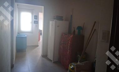 Venta casa 2 dormitorios con pileta - B° Sarmiento, Centenario, Neuquén