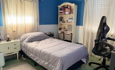 ¡Se vende encantadora casa en Roque Pérez, con todos los servicios!