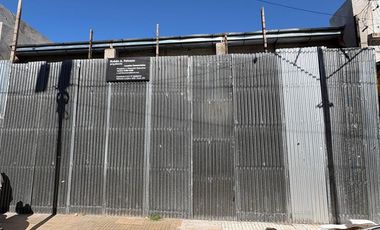 Local en Lanús Este