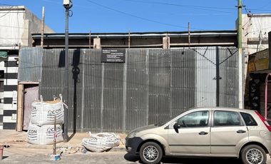 Local en Lanús Este