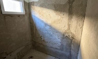 Local en Lanús Este