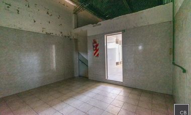 Galpon y oficinas en Ramos Mejia