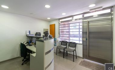 Galpon y oficinas en Ramos Mejia