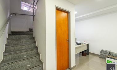 Galpon y oficinas en Ramos Mejia