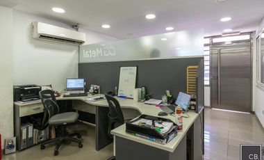 Galpon y oficinas en Ramos Mejia