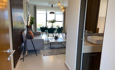 Casa amplia en venta con sotano en Zibata, Querétaro