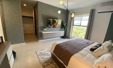 Casa amplia en venta con sotano en Zibata, Querétaro