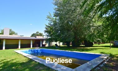 Casa quinta en venta sobre lote forestado de 1500m2