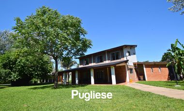 Casa quinta en venta sobre lote forestado de 1500m2