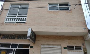 Apartamento en alquiler Remodelado | 2 habitaciones | 2 baños | 72 m²