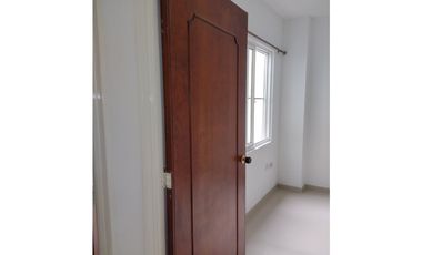 Apartamento en alquiler Remodelado | 2 habitaciones | 2 baños | 72 m²