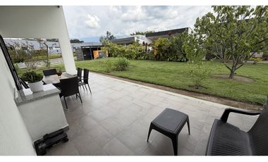 VENTA DE CASA CAMPESTRE EN ARMENIA, QUINDO, COLOMBIA