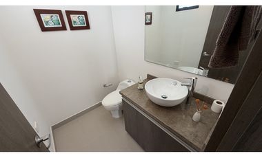 VENTA DE CASA CAMPESTRE EN ARMENIA, QUINDO, COLOMBIA