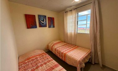 ALQUILER DE CASA EN VILLAS DE ALTO  BOQUETE  AMUEBLADA