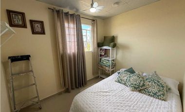 ALQUILER DE CASA EN VILLAS DE ALTO  BOQUETE  AMUEBLADA