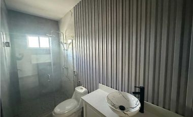 VENTA DE CASA EN ALTO BOQUETE   NUEVA A EXTRENAR