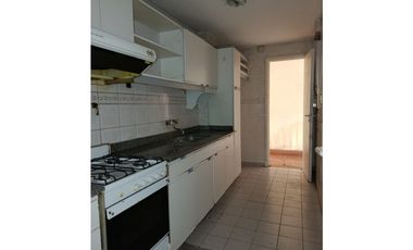 ALQUILER 24 MESES 4 AMBIENTES A LA CALLE C/BALCON
