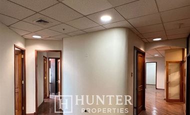 Oficina en Arriendo en Miraflores / Merced