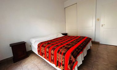 Casa en una plata c/ gran jardín venta en Saavedra