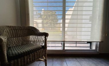 Casa en una plata c/ gran jardín venta en Saavedra