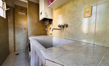 Casa en una plata c/ gran jardín venta en Saavedra