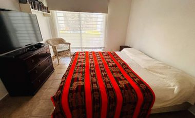 Casa en una plata c/ gran jardín venta en Saavedra