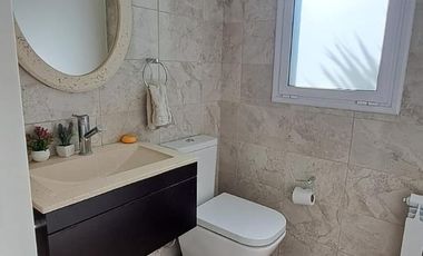 Casa en Venta y/o alquiler en La Primavera,