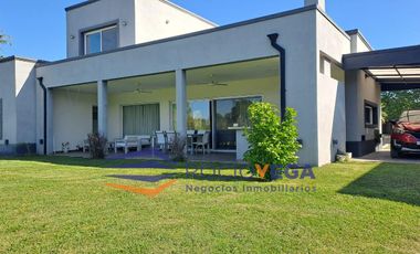 Casa en Venta y/o alquiler en La Primavera,