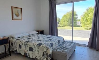 Casa en Venta y/o alquiler en La Primavera,