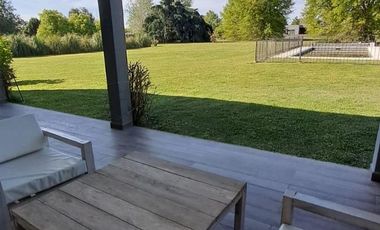 Casa en Venta y/o alquiler en La Primavera,