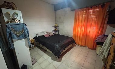 CASA EN VENTA EN LANÚS OESTE