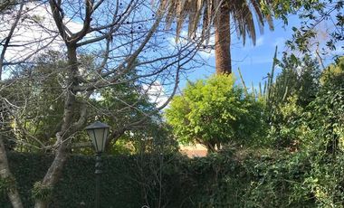 CHALET INGLES EN EXCELENTE UBICACION