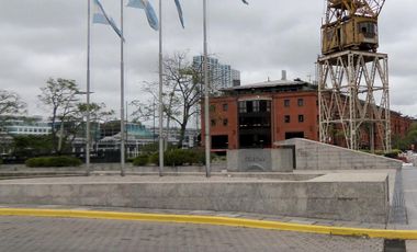 Alquiler local comercial en Puerto Madero, CABA