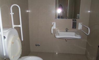 Alquiler local comercial en Puerto Madero, CABA