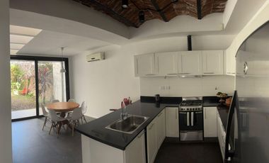 VENTA CASA 4 DORMITORIOS. COCHERA. PATIO. TERRAZA