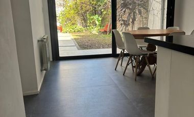 VENTA CASA 4 DORMITORIOS. COCHERA. PATIO. TERRAZA