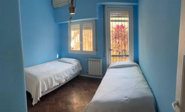 VENTA CASA 4 DORMITORIOS. COCHERA. PATIO. TERRAZA