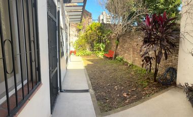 VENTA CASA 4 DORMITORIOS. COCHERA. PATIO. TERRAZA