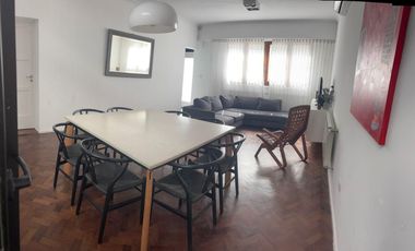 VENTA CASA 4 DORMITORIOS. COCHERA. PATIO. TERRAZA