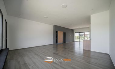 Casa en venta en  Barrio San Felipe Canning